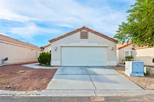 2434 Highland Trail, Bullhead City, AZ 86442 - Photo 1