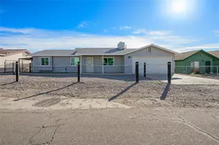 1832 Coral Isle Dr, Bullhead City, AZ 86442 - Photo 1
