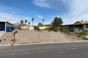 787 Stahlman Dr, Bullhead City, AZ 86442 - Photo 1