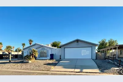 578 Roadrunner Drive, Bullhead City, AZ 86442 - Photo 1
