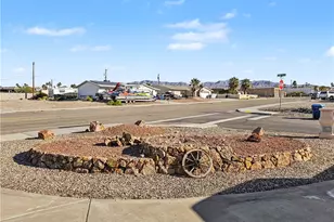 569 N Acoma Blvd, Lake Havasu, AZ 86403 - Photo 9