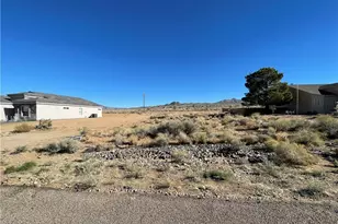 9434 N Vista Dr, Kingman, AZ 86401 - Photo 1