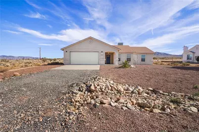 9324 N Vista Drive, Kingman, AZ 86401 - Photo 1