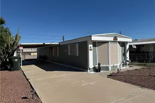 1776 Arrowhead Dr, Bullhead City, AZ 86442 - Photo 1