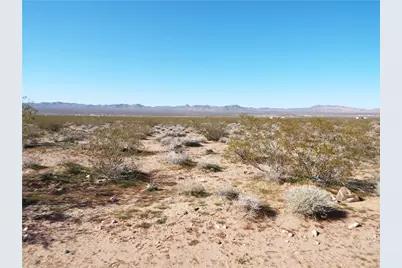 19557 N Wright Road, White Hills, AZ 86445 - Photo 1