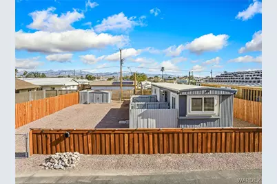 1876 Oliver Drive, Bullhead City, AZ 86442 - Photo 1