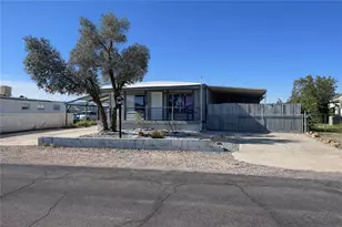 1417 Lincoln Ln, Bullhead City, AZ 86442 - Photo 1