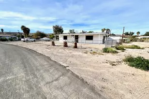 287 Meander Dr, Bullhead City, AZ 86442 - Photo 1