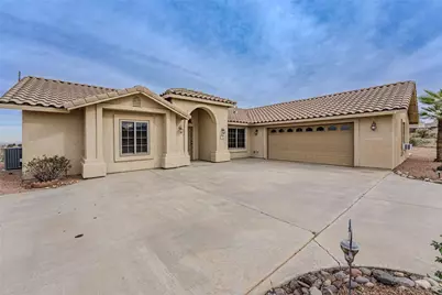 7587 E Brigade Drive, Kingman, AZ 86401 - Photo 1