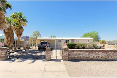 860 S Connor Lane, Quartzsite, AZ 85346 - Photo 1