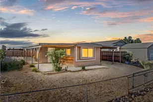 798 Holly St, Bullhead City, AZ 86442 - Photo 1