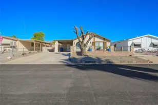 537 Roadrunner Dr, Bullhead City, AZ 86442 - Photo 1