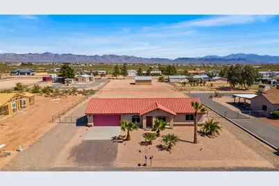 3668 N Neptune Road, Golden Valley, AZ 86413 - Photo 1