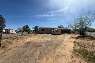 3530 E Robin Ln, Kingman, AZ 86409 - Photo 1