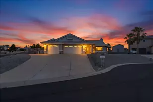 808 N Ridge Pl, Bullhead City, AZ 86429 - Photo 1