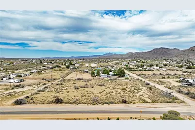 306-02-138 W Chino Dr., Golden Valley, AZ 86413 - Photo 1