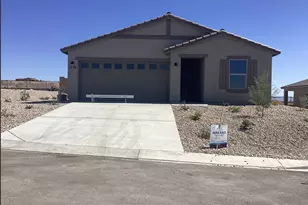 2776 Kingman Dr, Bullhead City, AZ 86429 - Photo 1
