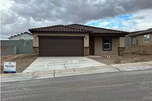 2555 Aaron Pl, Bullhead City, AZ 86442 - Photo 1