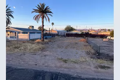 713 River Gardens Drive, Bullhead City, AZ 86442 - Photo 1