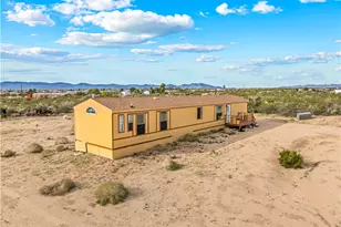 3649 N Araby Rd, Golden Valley, AZ 86413 - Photo 1
