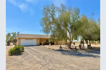 593 S Hassayampa Road, Golden Valley, AZ 86413 - Photo 1