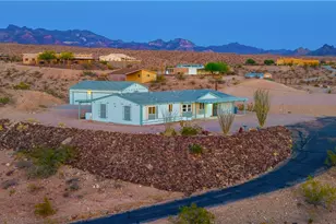858 La Puerta Rd, Bullhead City, AZ 86429 - Photo 1
