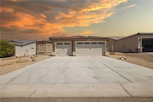 2013 E Valor Dr, Fort Mohave, AZ 86426 - Photo 1
