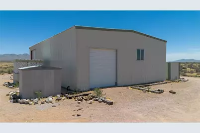 12065 N Bee Drive, Dolan Springs, AZ 86441 - Photo 1