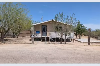 12310 S 4th Street, Yucca, AZ 86438 - Photo 1