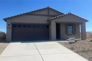 2764 Kingman Dr, Bullhead City, AZ 86429 - Photo 1