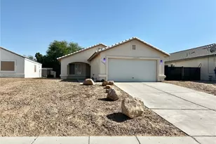1538 Ash Ave, Bullhead City, AZ 86442 - Photo 1