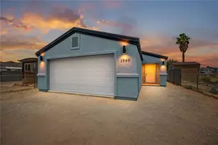 1840 Arrowhead Dr, Bullhead City, AZ 86442 - Photo 1