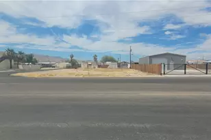 575 & 579 Marina Blvd, Bullhead City, AZ 86442 - Photo 1