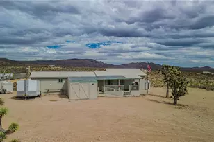 8176 W Santa Cruz Dr, White Hills, AZ 86445 - Photo 1