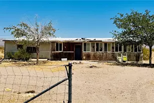 2178 S Cowlic Rd, Golden Valley, AZ 86413 - Photo 1