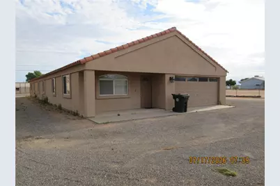 3162 Gordon #B, Kingman, AZ 86409 - Photo 1