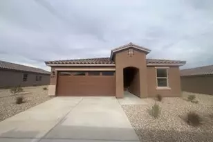 845 Hoffman Dr, Bullhead City, AZ 86429 - Photo 1