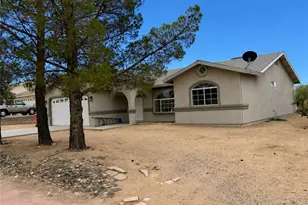 6934 E Manzanita Dr, Kingman, AZ 86401 - Photo 1