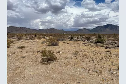 316-14-208 Hopi Drive, Dolan Springs, AZ 86441 - Photo 1