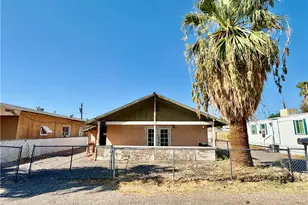 210 Riverwood Ln, Bullhead City, AZ 86442 - Photo 1