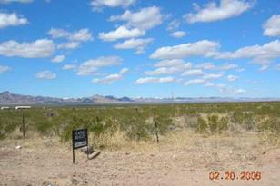 4611 W, Golden Valley, AZ 86413 - Photo 1