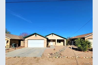 2807 Ross Avenue - Photo 1