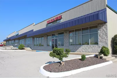 1319 E North Service Road, Warrenton, MO 63383 - Photo 1