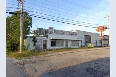 902 Old Rt 66, St Robert, MO 65584 - Photo 1