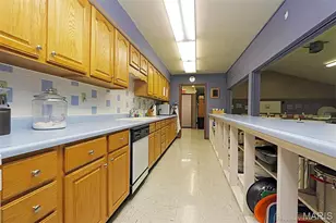 305 W Columbia, Farmington, MO 63640 - Photo 9