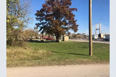 414 Elm St, Cape Girardeau, MO 63703 - Photo 1