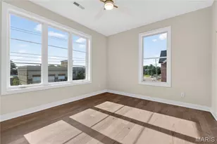 1131 Dielman Rd, Olivette, MO 63132 - Photo 31