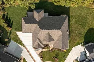 783 Schaeffers Grv Ct, Chesterfield, MO 63005 - Photo 3