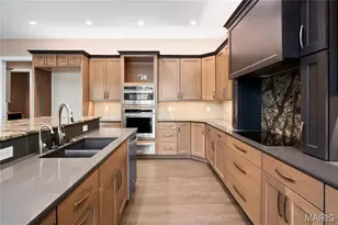 783 Schaeffers Grv Ct, Chesterfield, MO 63005 - Photo 5