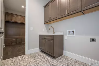 805 Silver Buck Lane, Chesterfield, MO 63005 - Photo 33